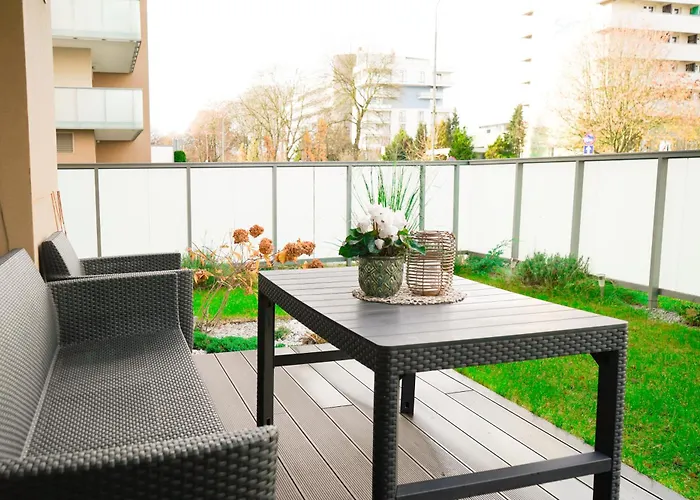 Lulu - Pod Masztami - Dwupokojowy - Basen Siłownia Parking Apartament Kołobrzeg