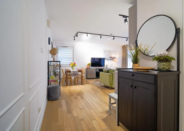 Lulu - Pod Masztami - Dwupokojowy - Basen Siłownia Parking Kołobrzeg